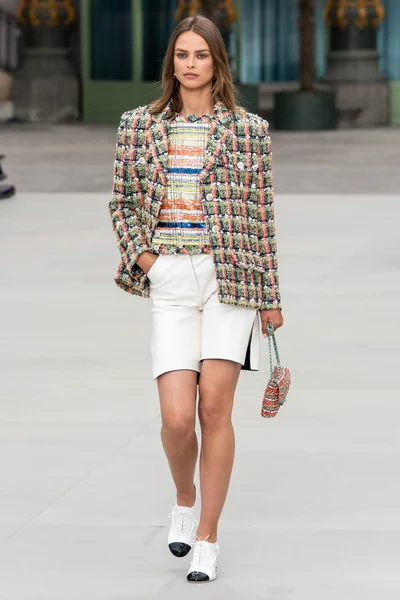 Look 31